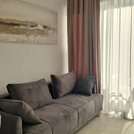 Apartment Grand 2 *